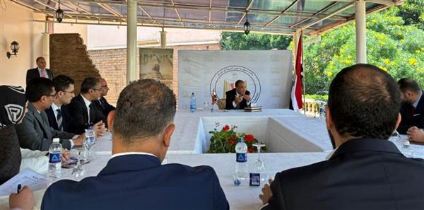 وزير الخارجية يلتقي رجال الأعمال المصريين في كينيا لتعزيز التعاون الاقتصادي