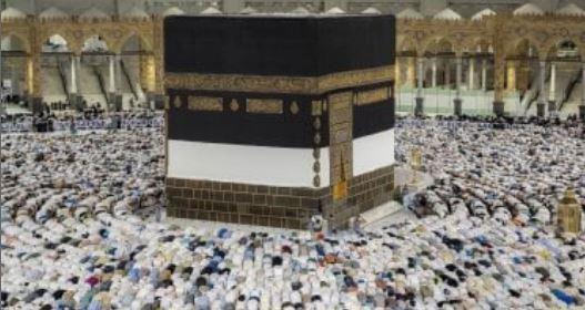 تعرّف على أئمة الحرمين في أولى ليالي رمضان