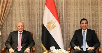   وزير الشباب والرياضة يستقبل رئيس الاتحاد المصري لكرة القدم