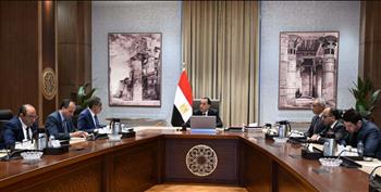   رئيس الوزراء يستعرض مع وزير الدولة للإعلام خطة عمل المرحلة المقبلة