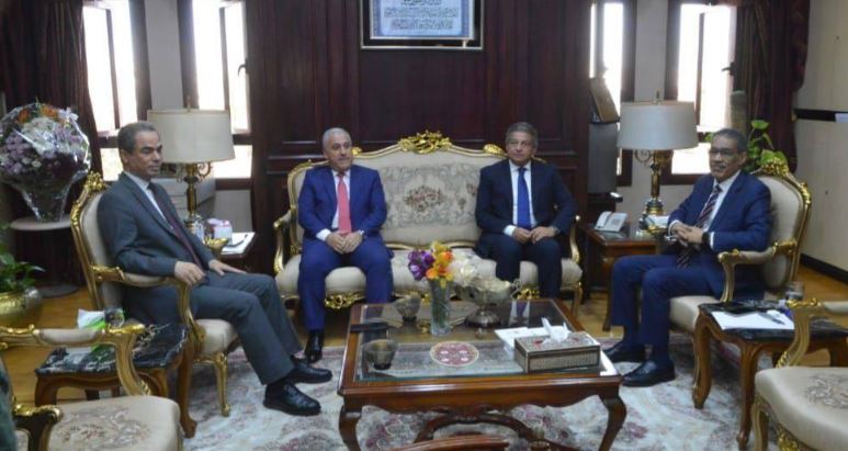 وزير الإعلام يجتمع برؤساء الهيئات لتعزيز الرسالة الوطنية
