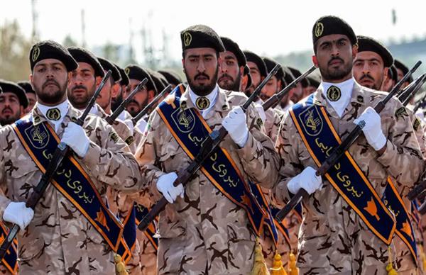 الحرس الثوري الإيراني: لدينا إشراف استخباراتي كامل في مضيق هرمز