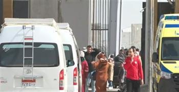 مصر تواصل استقبال وعلاج الجرحى الفلسطينيين وتسهيل عودة العائدين إلى غزة