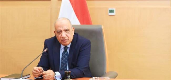 وزير الكهرباء يجتمع برؤساء شركات إنتاج القطاع