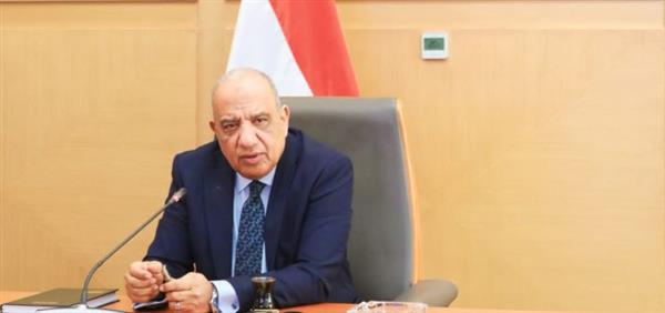 وزير الكهرباء يجتمع برؤساء شركات إنتاج القطاع