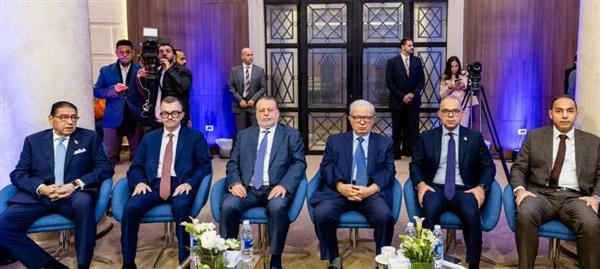 البنك التجاري الدولي يتوج بجائزة أفضل بنك إفريقي في التمويل المستدام