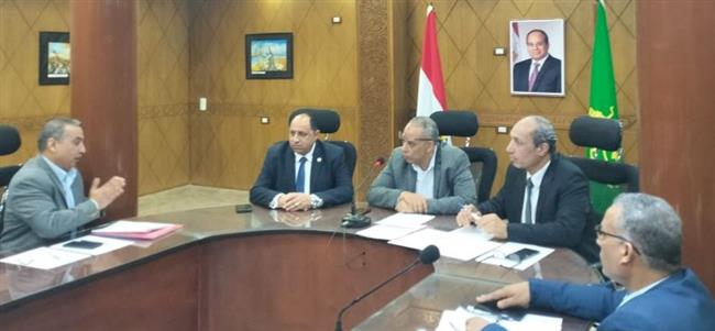 مدير تعليم القليوبية يعقد اجتماعا موسعا لمناقشة مشكلات المدارس الفنية 