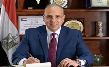   وزير الري يتابع ازالة التعديات على مجرى نهرالنيل بمحافظة الجيزة