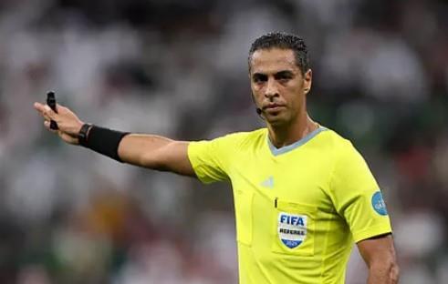 أمين عمر حكمًا لمباراة الأهلي والجونة بالدوري