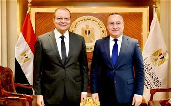 رئيس هيئة الاعتماد والرقابة الصحية يهنئ وزير التعليم العالي بثقة القيادة السياسية
