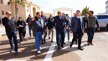   محافظ مطروح يتفقد محطات تحلية المياه بالرميلة