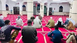 لاستقبال شهر رمضان.. أوقاف شمال سيناء تنتهي من توزيع مواقيت الصلاة على المساجد
