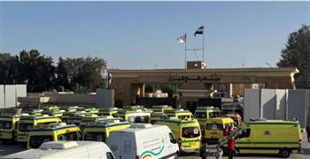   القاهرة الإخبارية: قوائم طويلة من الفلسطينيين تنتظر العبور عبر معبر رفح لـ مصر لتلقي العلاج