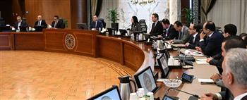 رئيس الوزراء يبحث إجراءات حماية الأطفال من المحتوى الضار