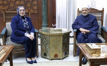   شيخ الأزهر: الإسلام كرَّم المرأة وصان كرامتها وكفل لها حقوقها كاملة