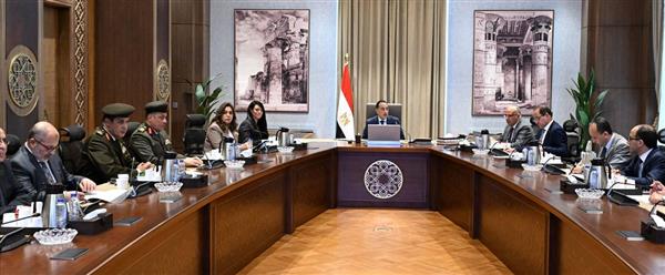 رئيس الوزراء يتابع الموقف التنفيذي الحالي لمشروعات حماية الشواطئ
