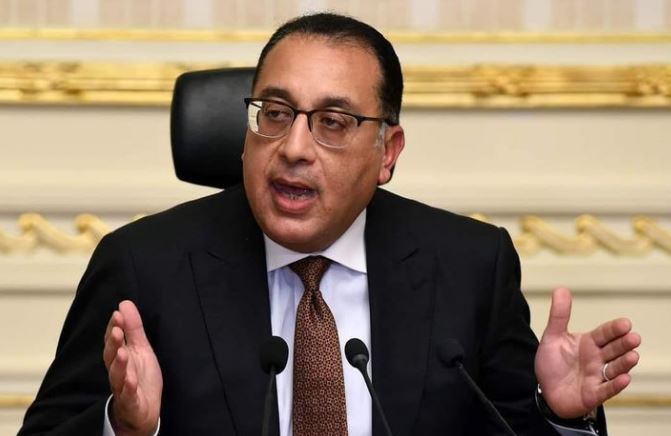 تعيين السفير عمرو رمضان رئيسا للجنة الوطنية لمكافحة الهجرة غير الشرعية