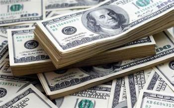   سعر الدولار يواصل الثبات وسط حالة ترقب بالسوق