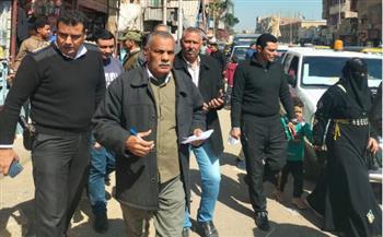 حملة لمصادرة الألعاب النارية ورفع الإشغالات وضبط الأسواق بشوارع أبوتشت في قنا
