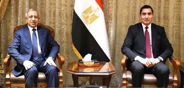 وزير الشباب الرياضة يبحث التعاون مع رئيس الأكاديمية العربية للعلوم والتكنولوجيا