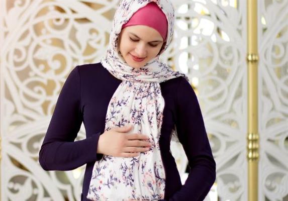 كيف تصوم الحامل بأمان؟