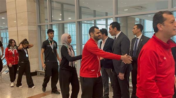 وزير الرياضة يستقبل منتخب مصر للسلاح بعد تصدره بطولة أفريقيا