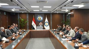   وزير البترول يتابع مع شركات الخدمات العالمية تطوير تكنولوجيا حفر الآبار