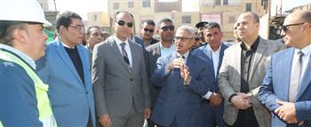 محافظ بني سويف يتابع تجهيزات مستشفى ناصر