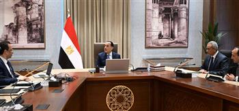   رئيس الوزراء يستعرض محاور عمل وزارة الاتصالات خلال الفترة المقبلة