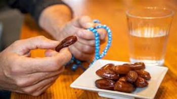   ما الحالات التي يباح فيها الفطر في رمضان؟