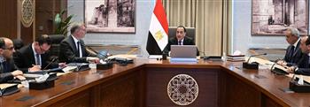   رئيس الوزراء يستعرض مستجدات عددٍ من مشروعات وملفات عمل وزارة البترول