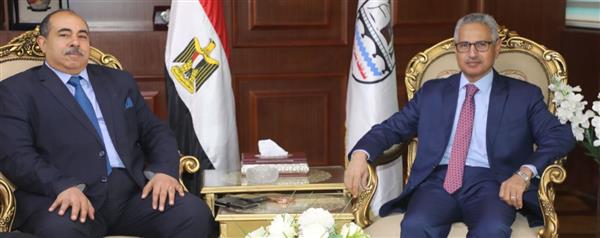 محافظ بني سويف يستقبل مدير الأمن لتهنئته بتوليه مهام منصبه الجديد