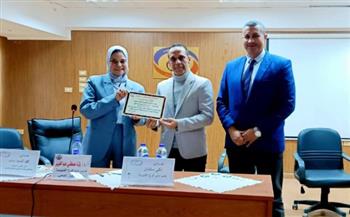   مدير تأمين القليوبية تكرم عدد من العاملين تقديرا لتميزهم