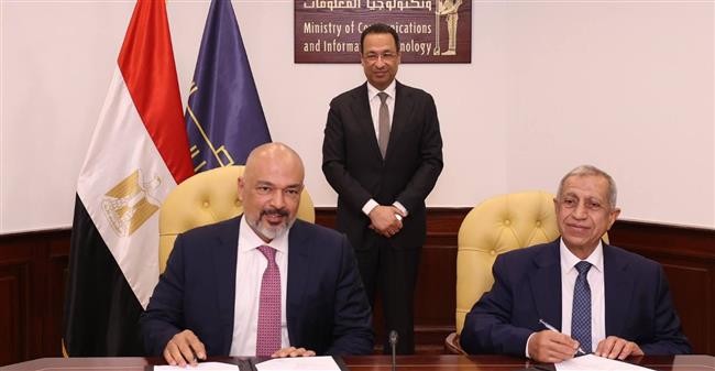 " العربية للعلوم والتكنولوجيا" و"إي آند مصر" تتعاونان لإنشاء مختبرات متطورة للاتصالات 