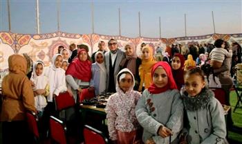   محافظ الوادي الجديد تشارك أهالي قرى الشركة بالخارجة الإفطار الرمضاني
