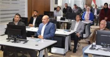   محافظ السويس يتابع سير العمل بالشبكة الوطنية للطوارئ والسلامة العامة