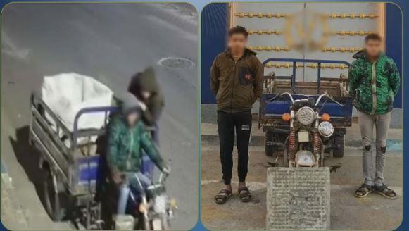 القبض على شخصين سرقا غطاء صرف صحي في مطروح