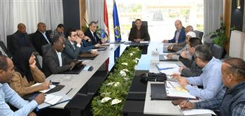   محافظ أسوان: وضع خطة متكاملة لتعظيم الموارد الذاتية 