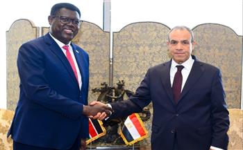   وزير الخارجية يبحث مع نظيره الجنوب سوداني تعزيز العلاقات الثنائية