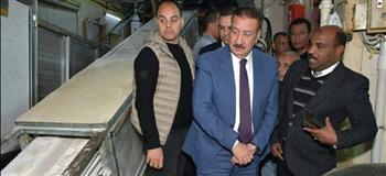   محافظ بورسعيد يتفقد جمعية الكمبراتيف للسلع الغذائية بحي الشرق