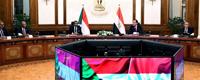 تعزيز التعاون المائي والإعمار بين مصر والسودان في لقاء القاهرة