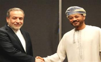 وزير الخارجية الإيراني عرض على نظيره العماني بنود اتفاق محتمل مع واشنطن