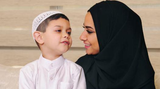 بين الروحانية والتربية.. كيف يشكل شهر رمضان وجدان الطفل وسلوكه؟