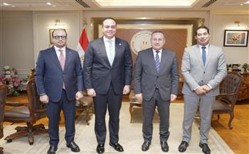   وزير التعليم العالي يستقبل رئيس الرعاية الصحية لتعزيز التكامل مع منظومة التأمين الصحي 