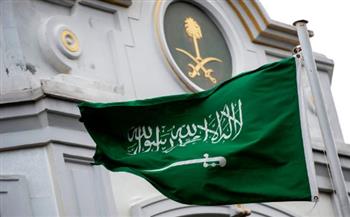   السعودية تقدم 1,3 مليار ريال لدعم الموازنة اليمنية وتغطية النفقات التشغيلية والرواتب 