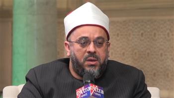   الشيخ أحمد منصور: أجر الفريضة في رمضان كأجر 70 فريضة في غيره
