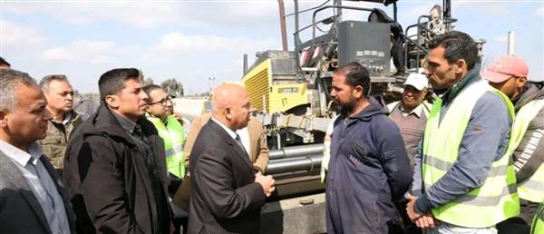 وزير النقل يتفقد أعمال مشروع طريق شرق الرياح التوفيقي بطول 73 كم