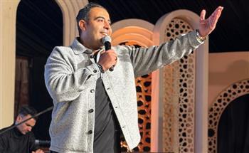 محمد عدوية يتألق بأجمل أغانيه في سهرة رمضانية.. صور