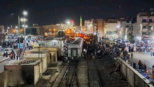 تشكيل لجنة للوقوف على أسباب خروج عربة قطار عن القضبان بالأقصر