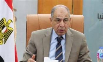   استجابة لنداء إنساني.. محافظ المنيا يلتقي شاب خلال جولته ويوجه بحل مشكلته